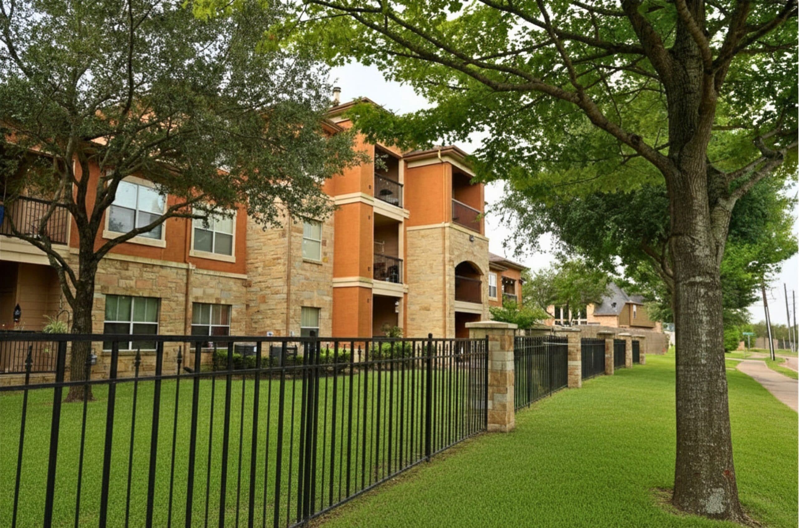 Residences At River Park West photo 2