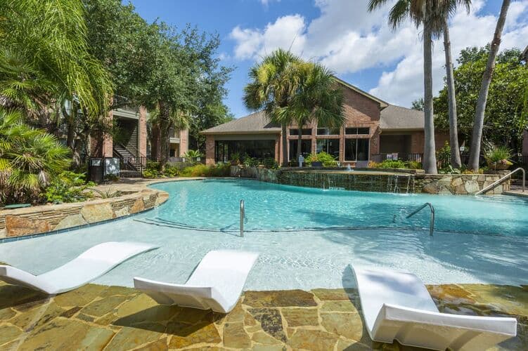 The Breakers At Windmill Lakes