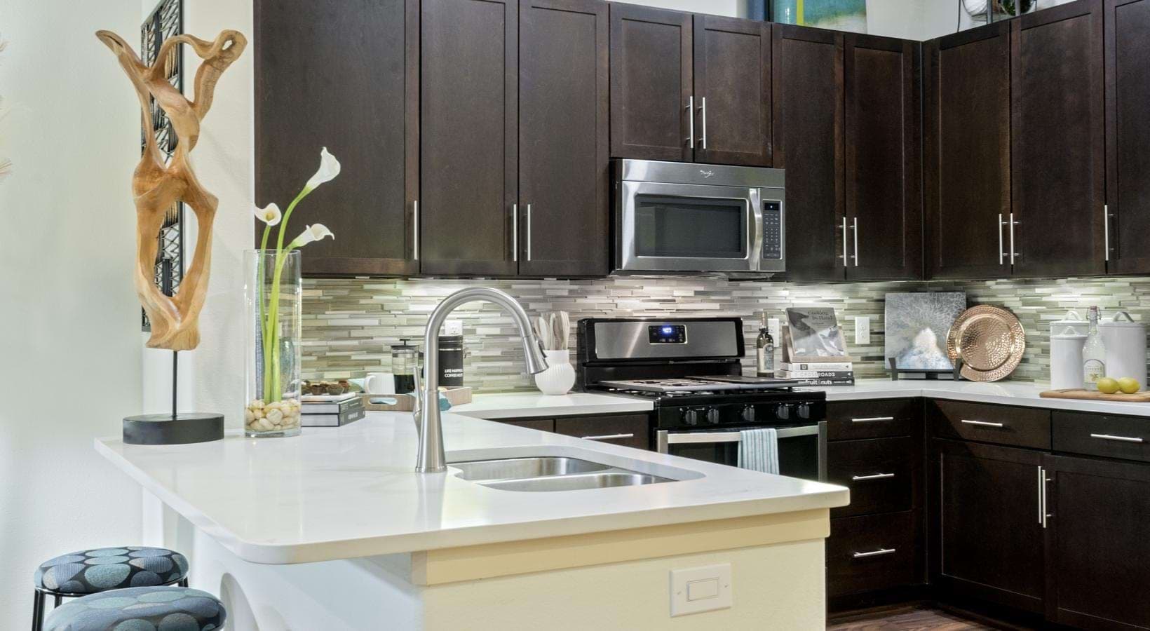 Townhomes At Woodmill Creek photo 2