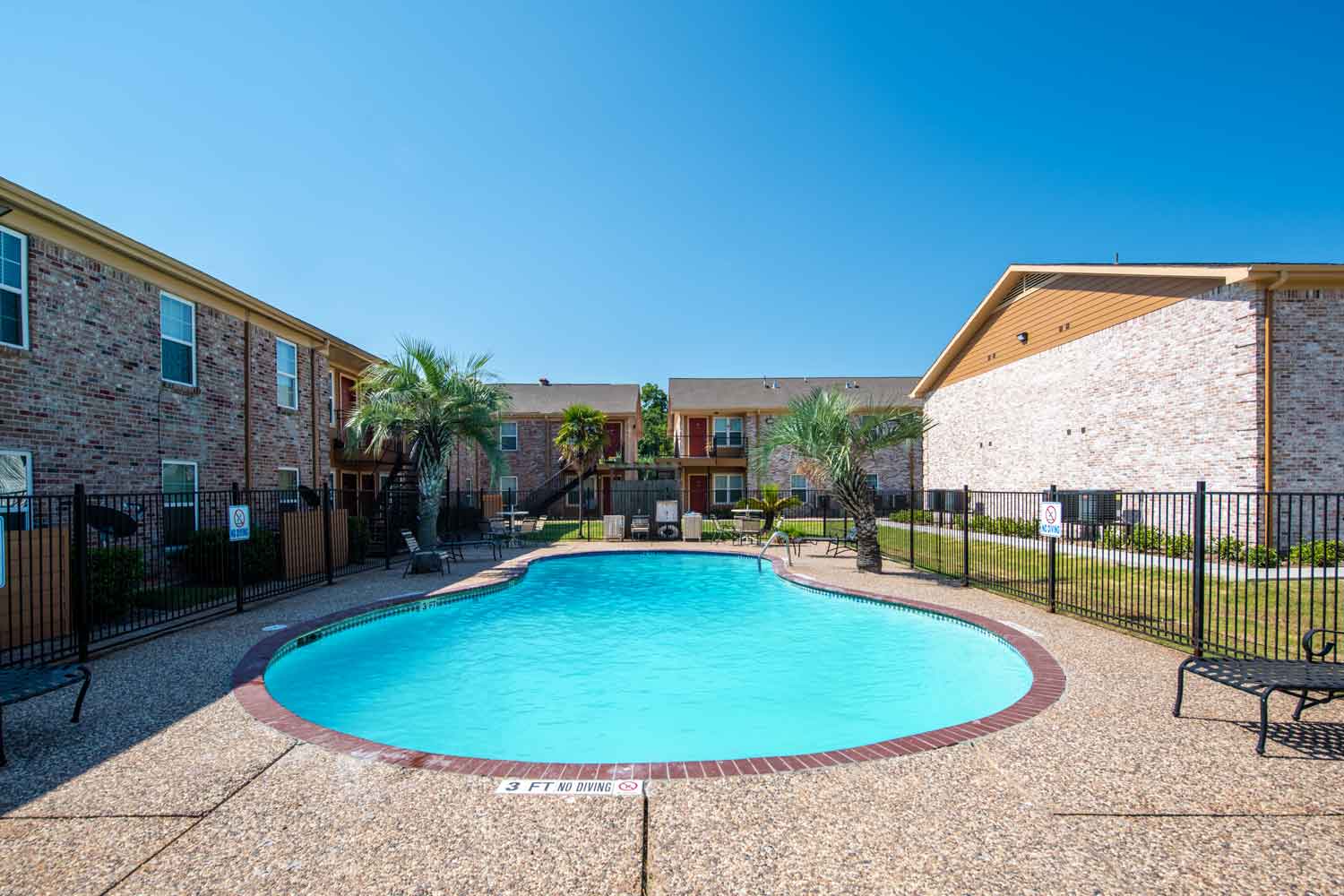 Estates At Spring Branch photo 2