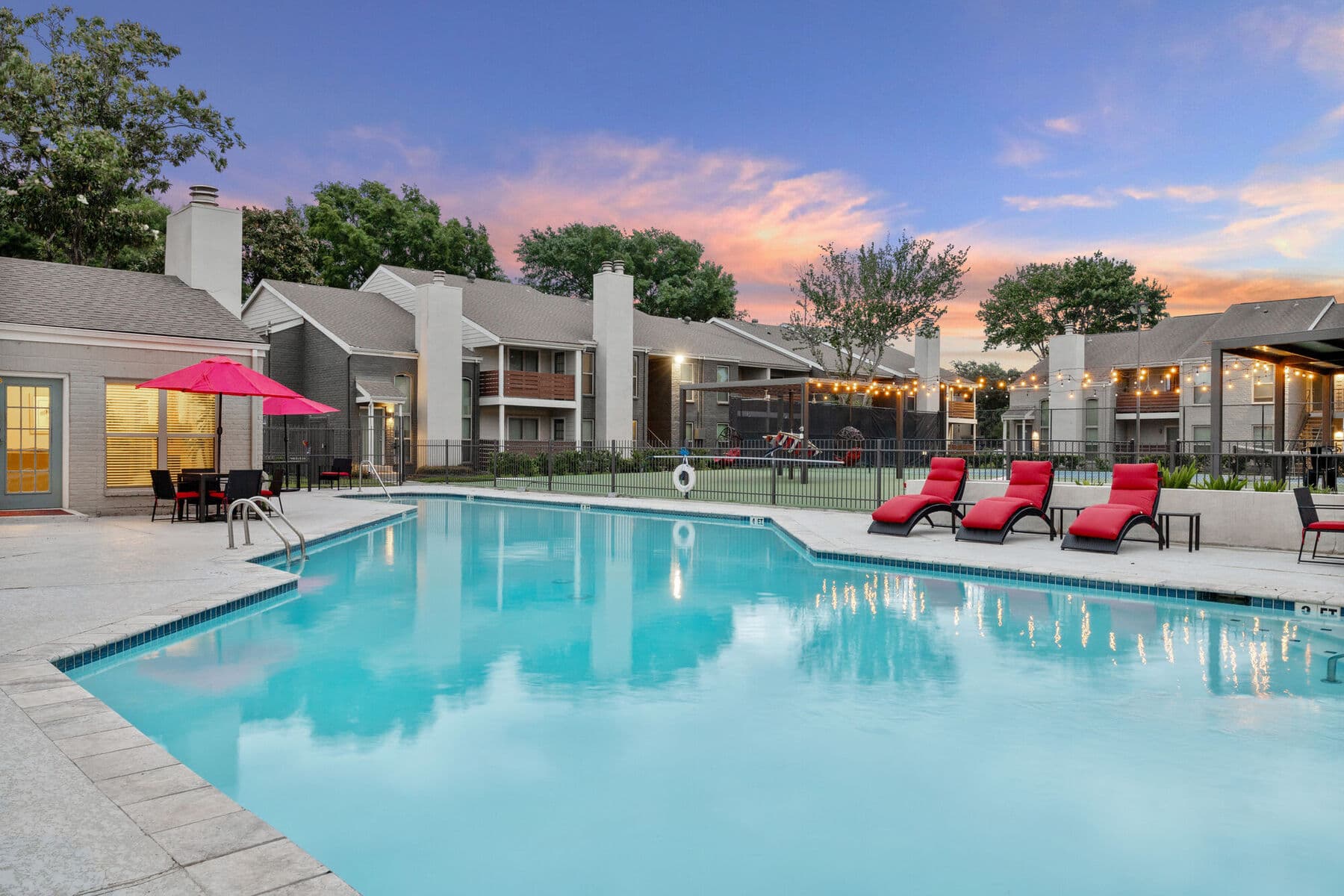 Commons At Westchase