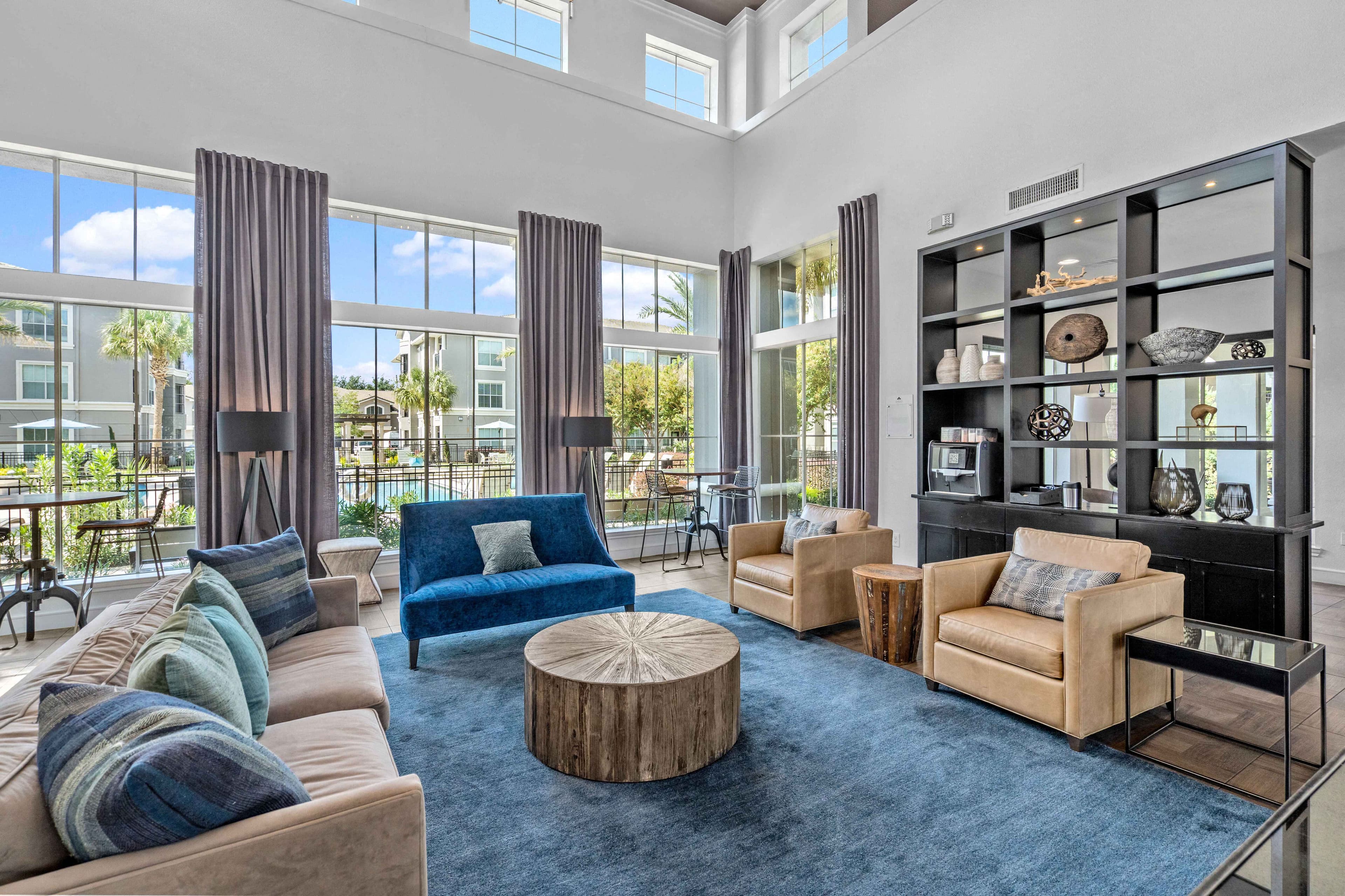 Gables Metropolitan Uptown photo 2