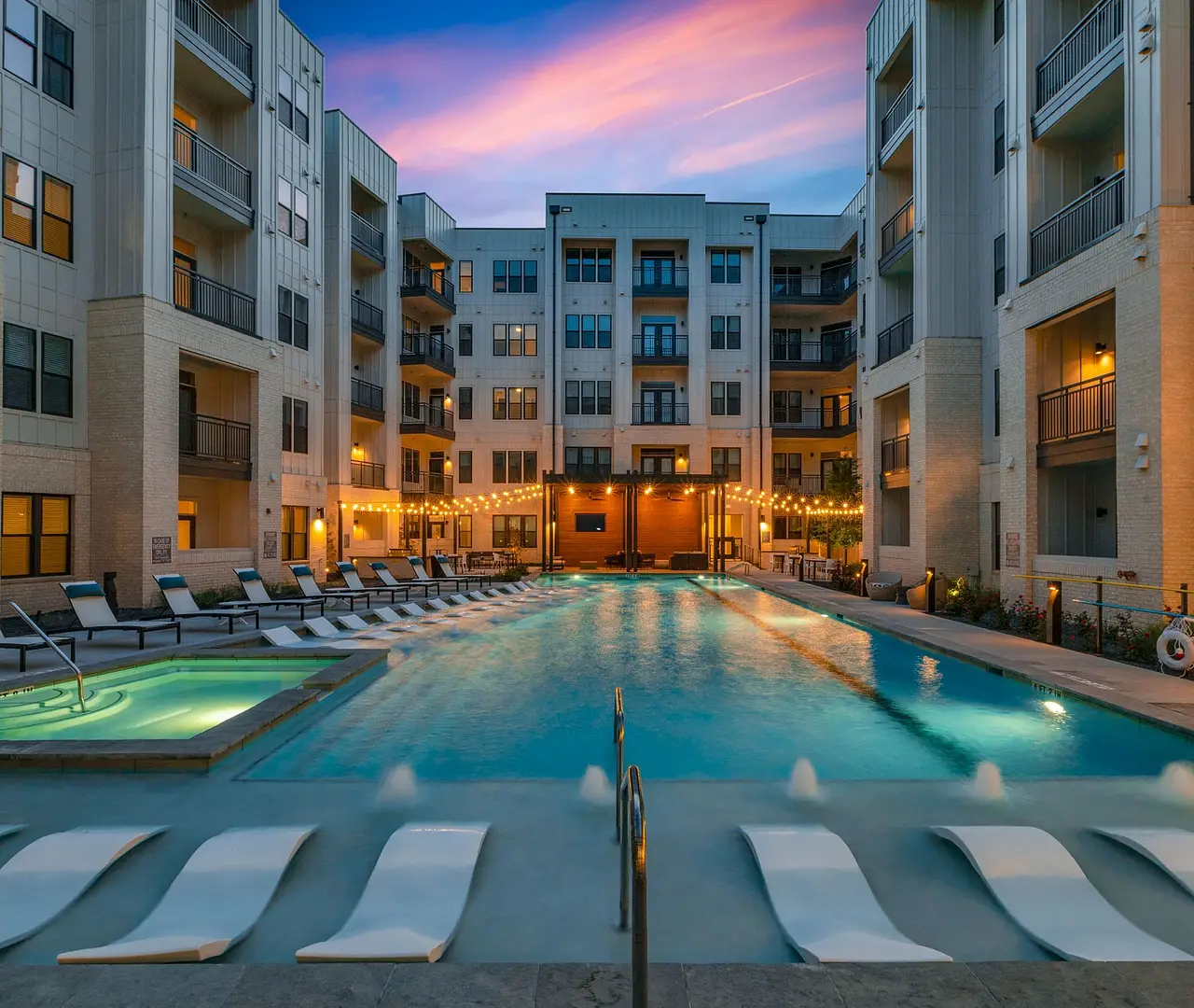 Lenox Oaks