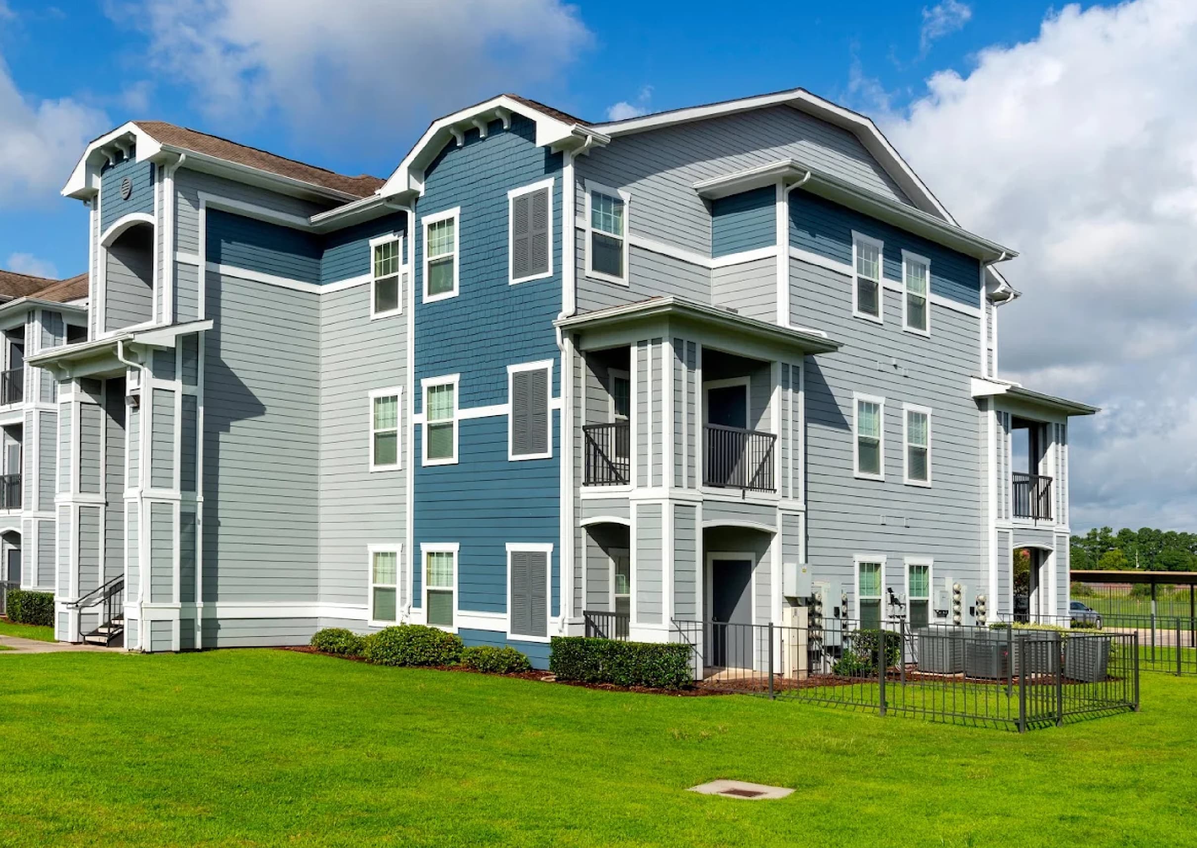 Cambria Cove photo 2